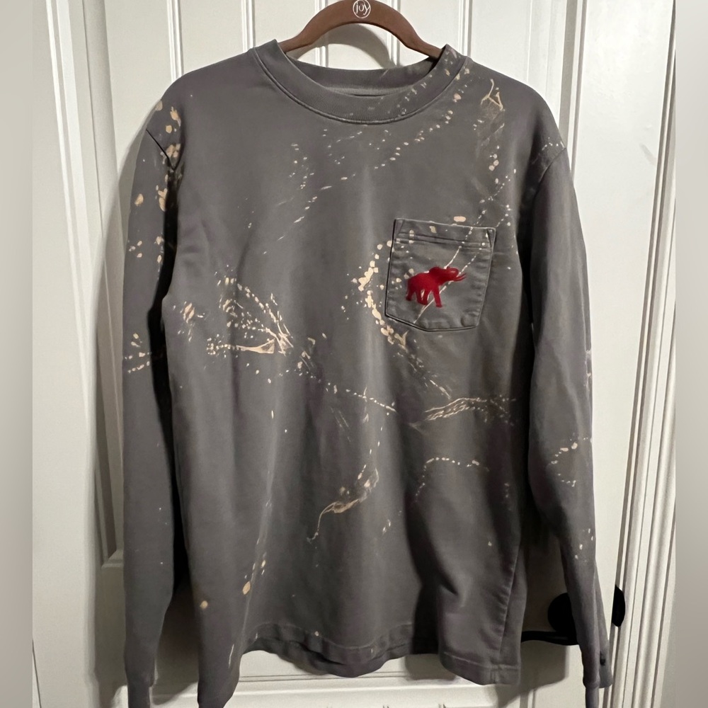#3563. Southern Collegiate Crimson Tide Gray Long Sleeve Sweatshirt. Size XL